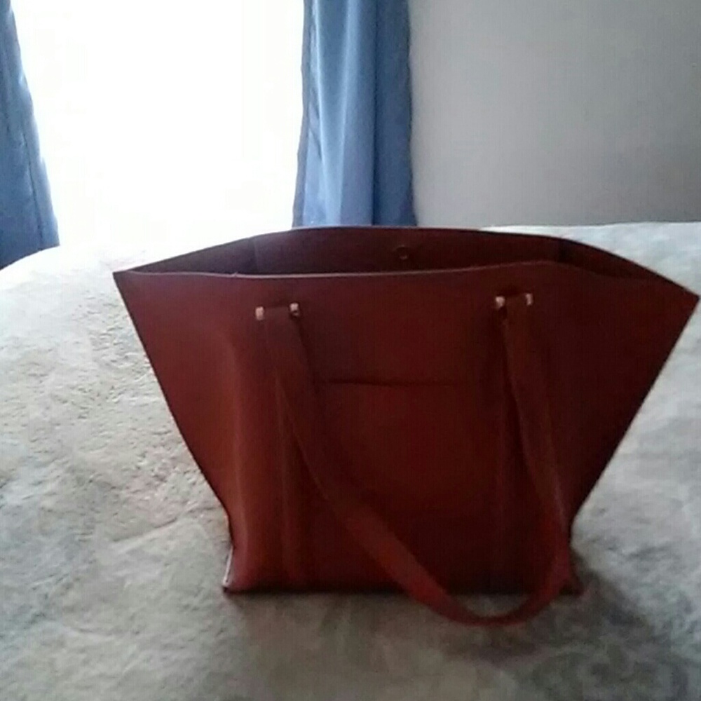 Handbag - Picture 2 of 2